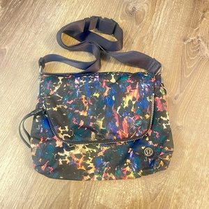 Lululemon All Night festival crossbody bag